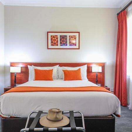 Cresta Botsalo Hotel Palapye Buitenkant foto