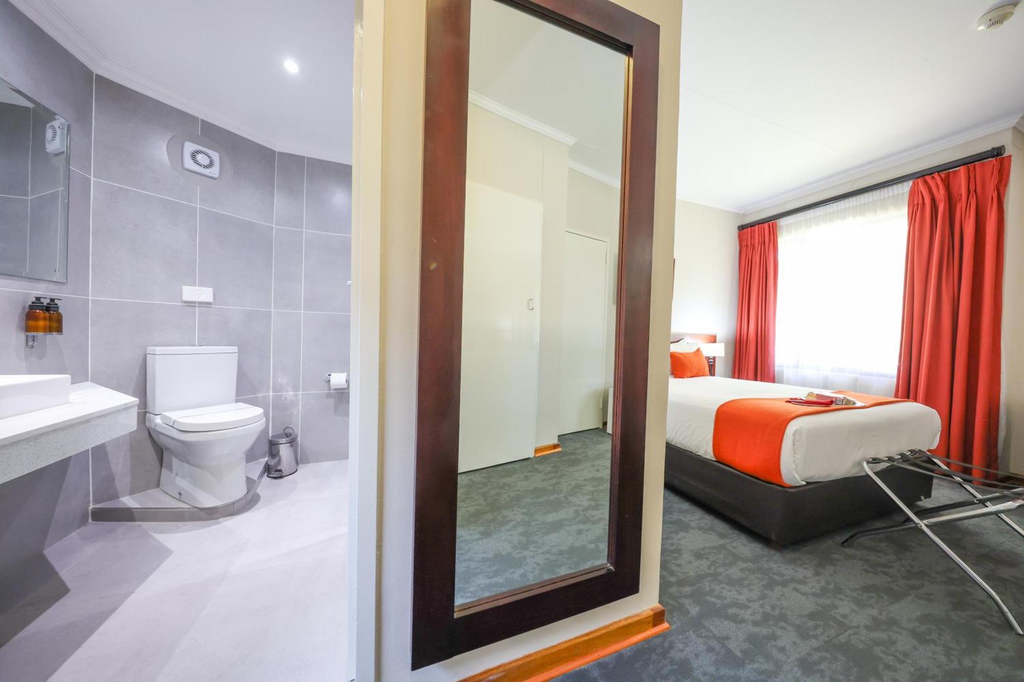 Cresta Botsalo Hotel Palapye Buitenkant foto