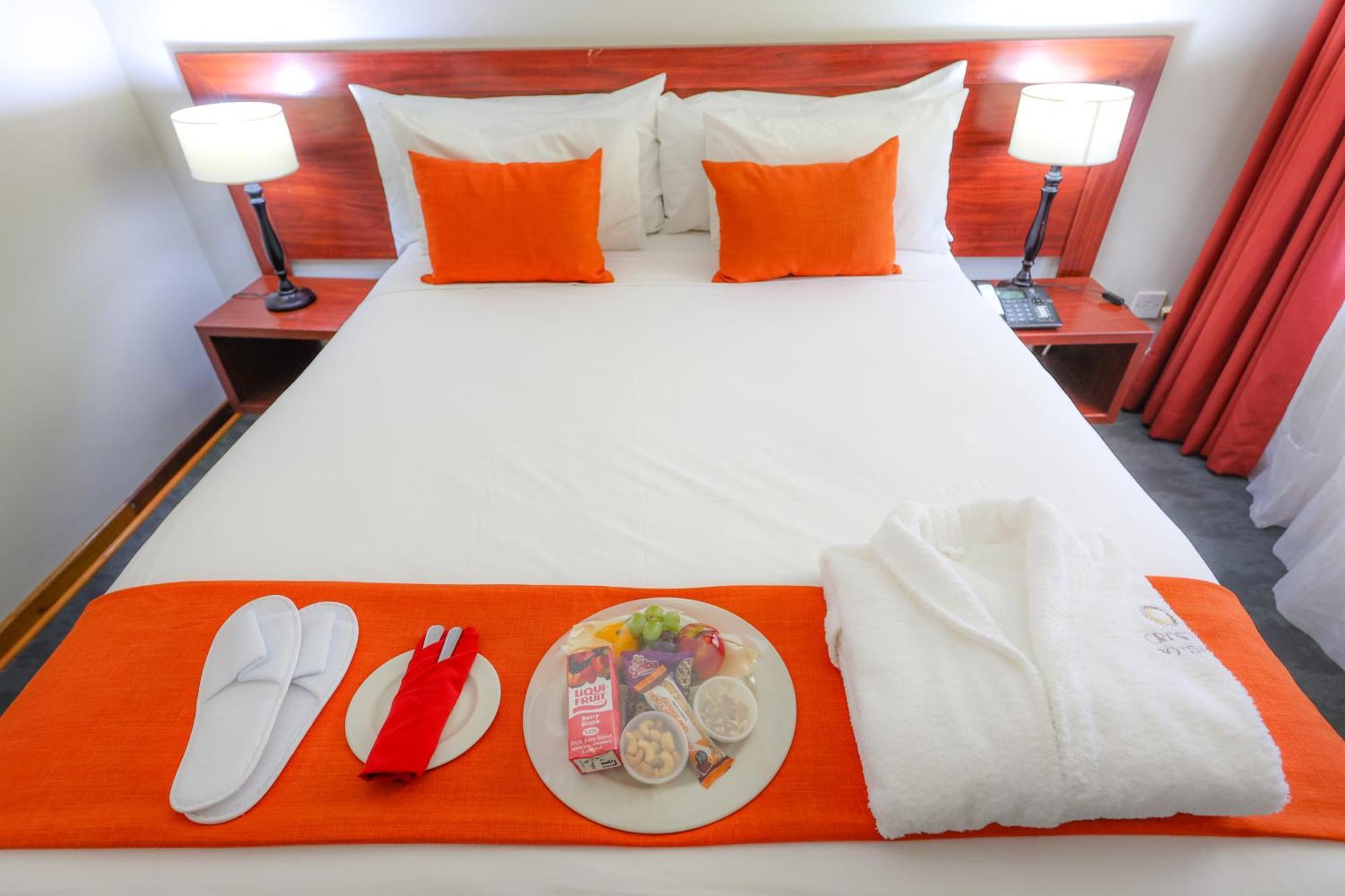 Cresta Botsalo Hotel Palapye Buitenkant foto