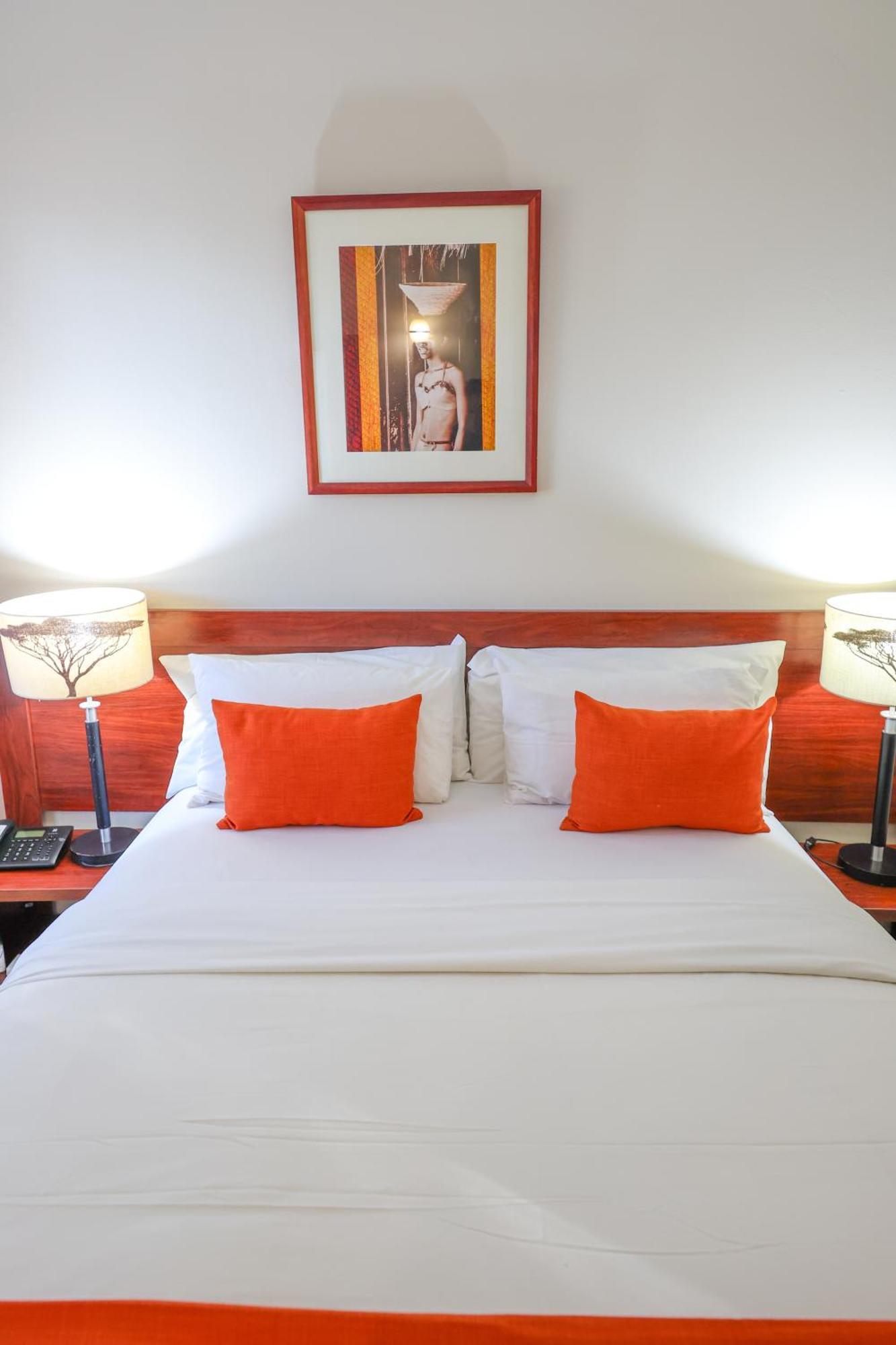 Cresta Botsalo Hotel Palapye Buitenkant foto